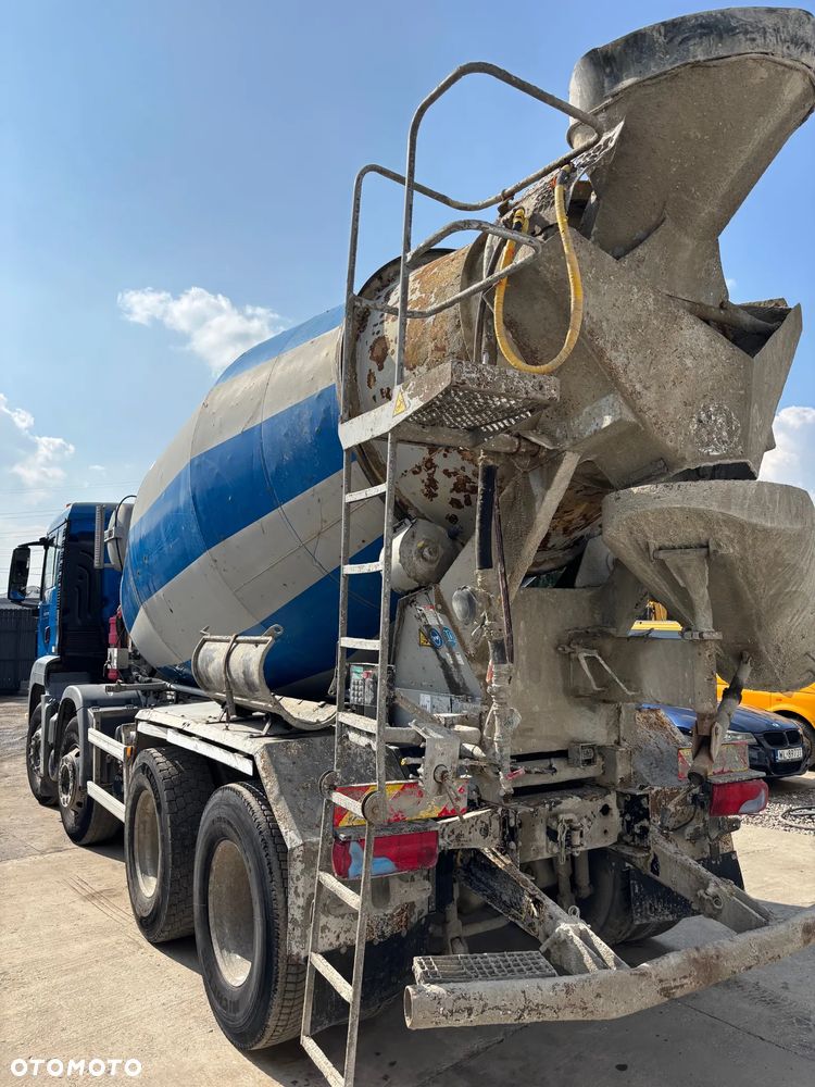 MAN TGS 32.420 8x4 Liebherr 9m3 - 5