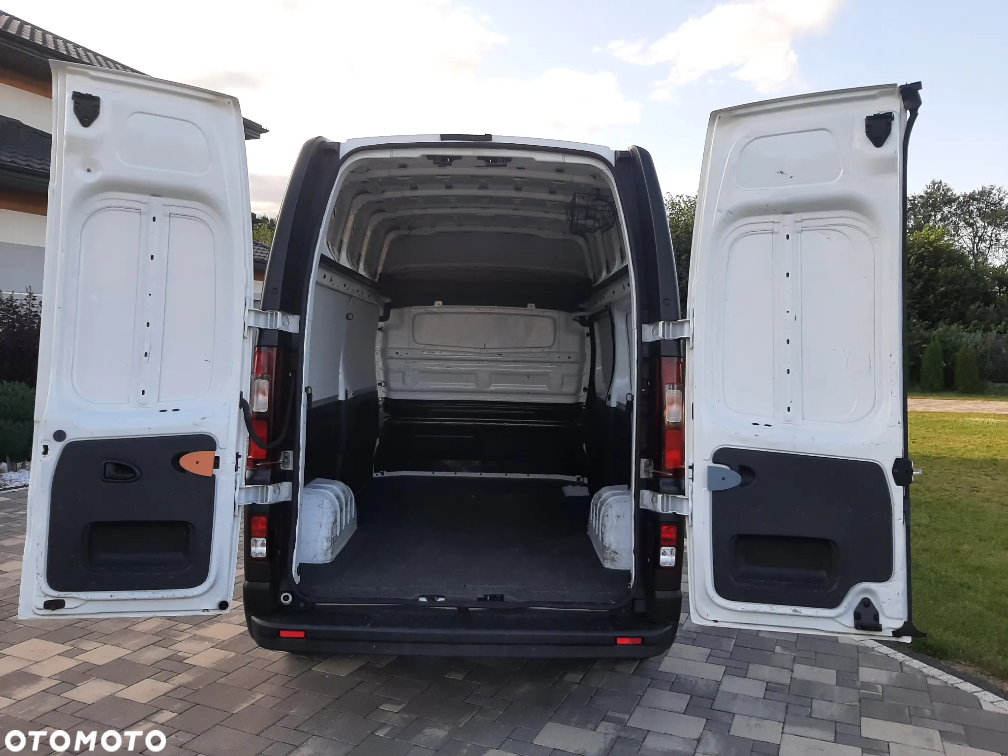 Opel Vivaro - 3