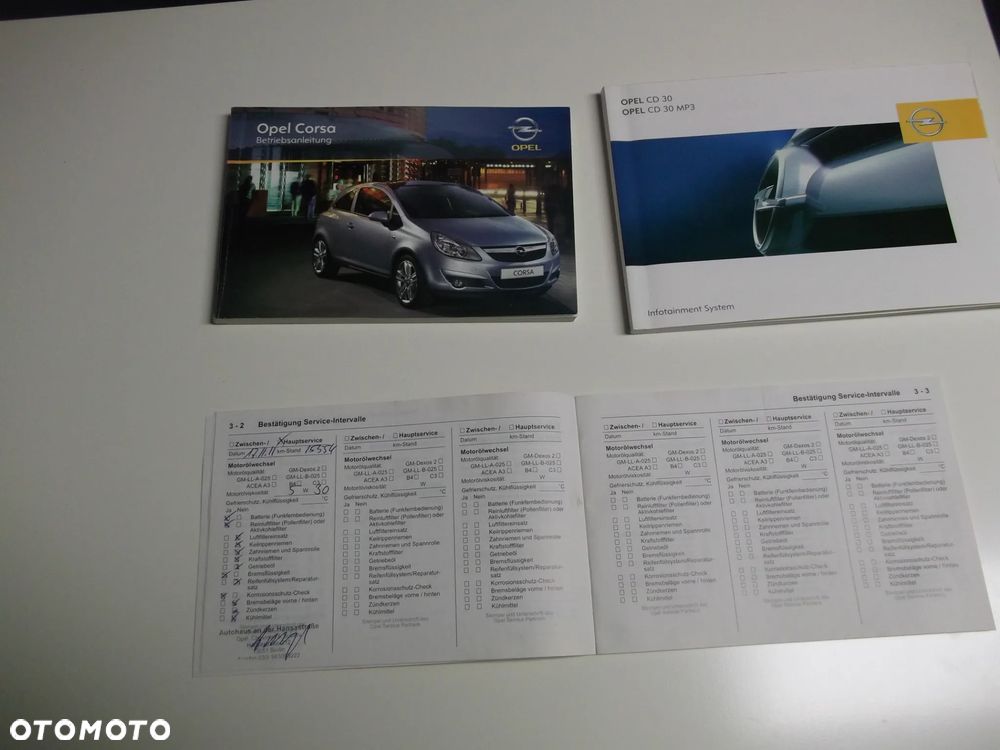 Opel Corsa 1.2 16V Enjoy - 11