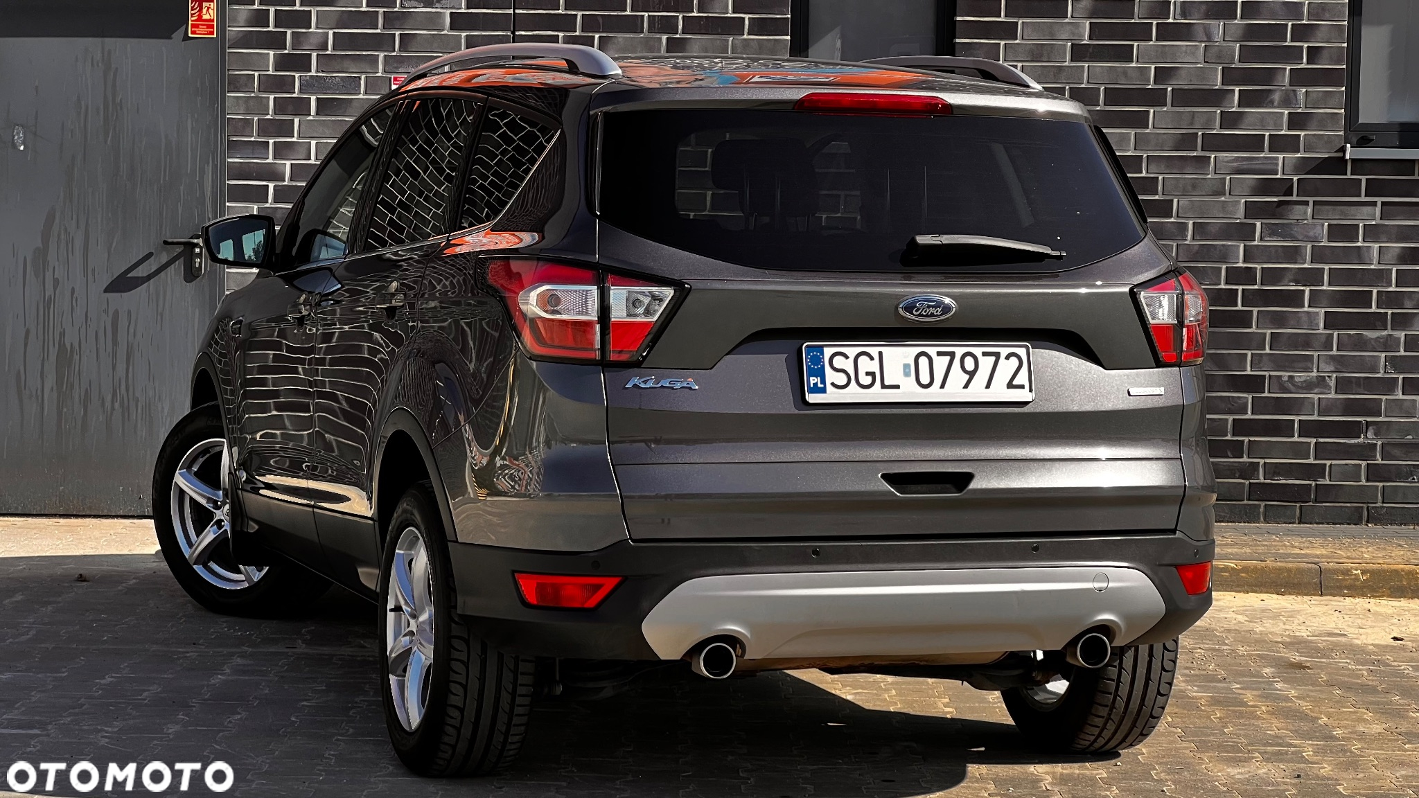 Ford Kuga 1.5 EcoBoost 2x4 Titanium - 17