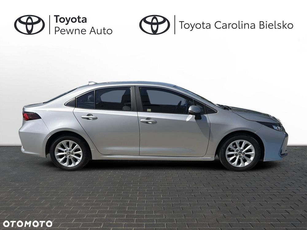 Toyota Corolla - 23