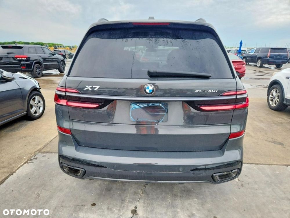 BMW X7 - 3