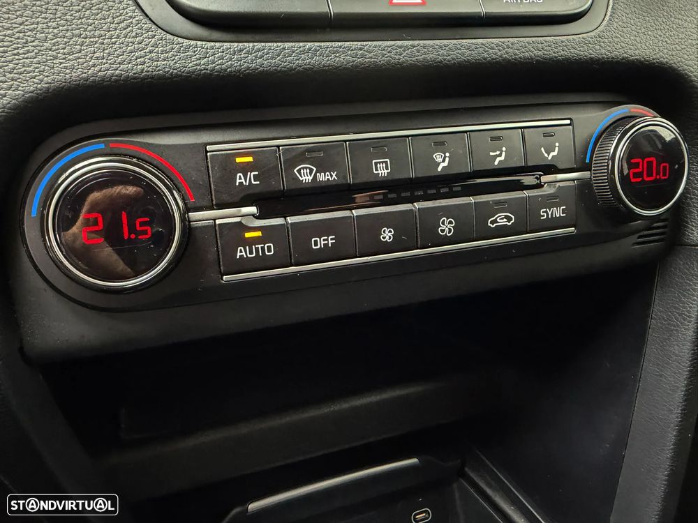 Kia XCeed 1.0 T-GDI Dynamic - 21