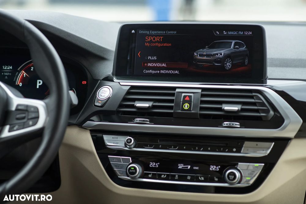 BMW X3 xDrive20i AT xLine - 28