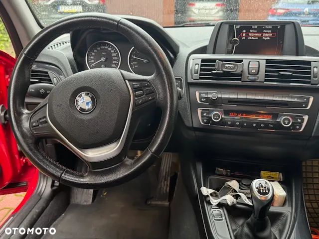 BMW Seria 1 118i Sport Line - 18