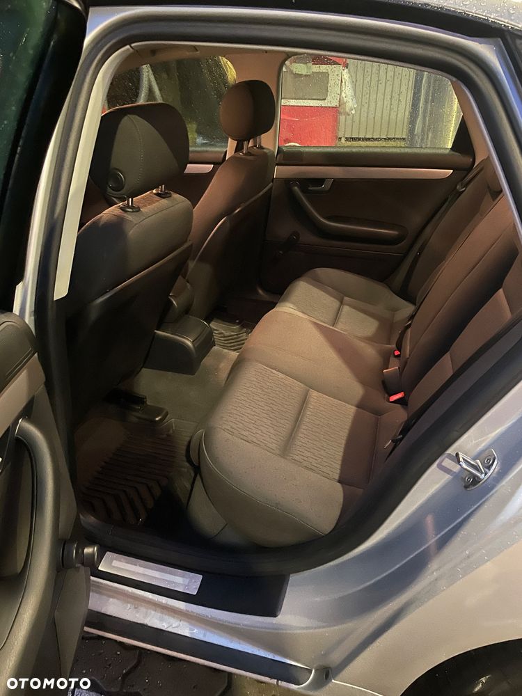 Audi A4 Limousine 2 - 11