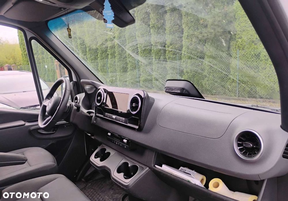 Mercedes-Benz SPRINTER 314 - 8