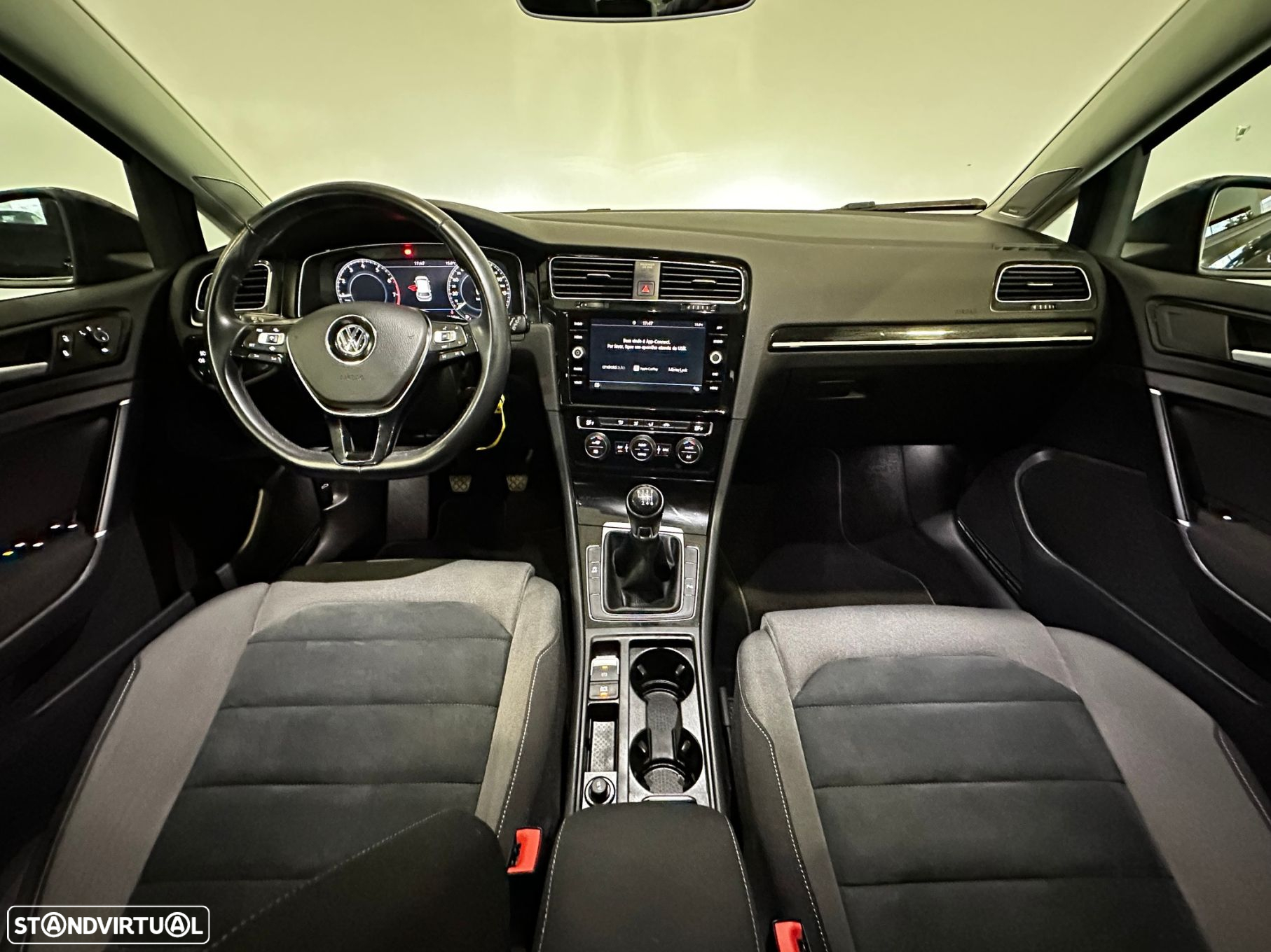 VW Golf 1.0 TSI Trendline Pack - 16