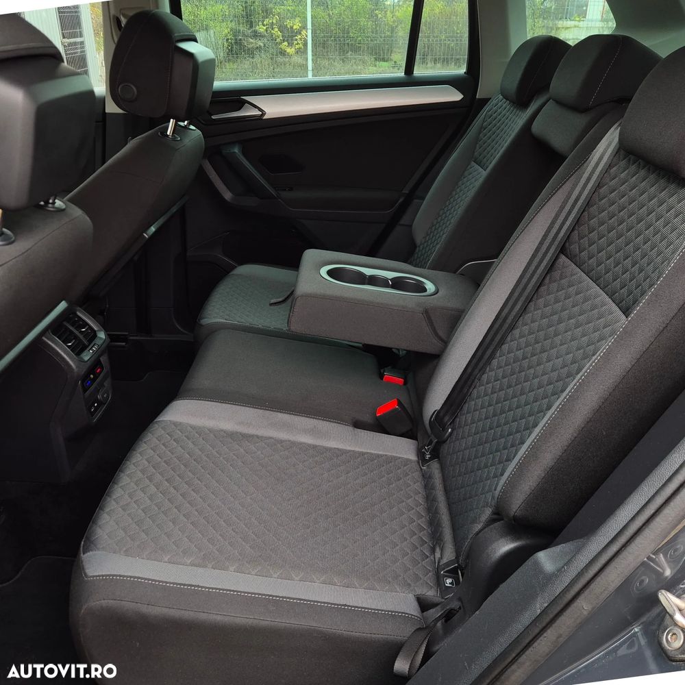 Volkswagen Tiguan 2.0 TDI SCR 4MOTION DSG Comfortline - 16