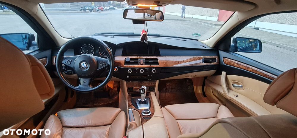 BMW Seria 5 530d - 16