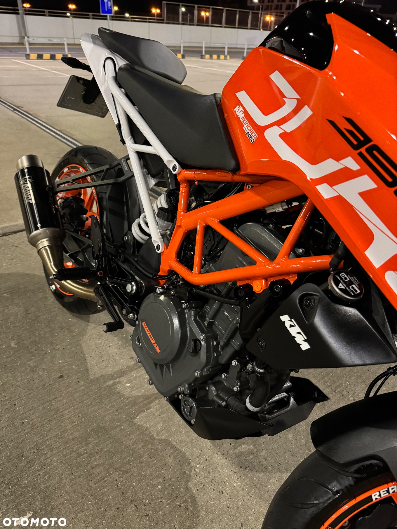 KTM Duke - 18