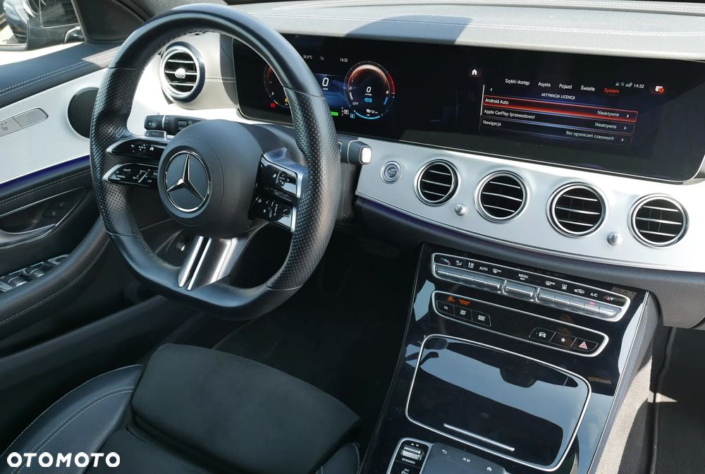 Mercedes-Benz Klasa E 300 AMG - 39