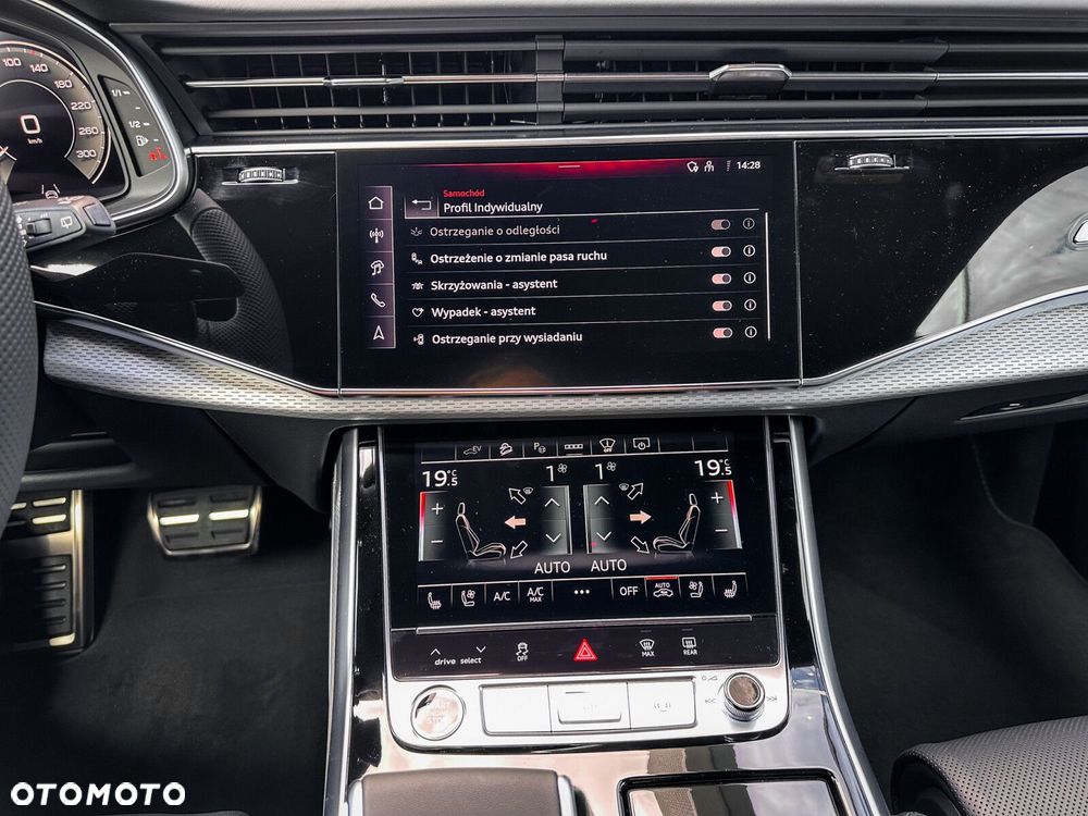 Audi Q8 - 36