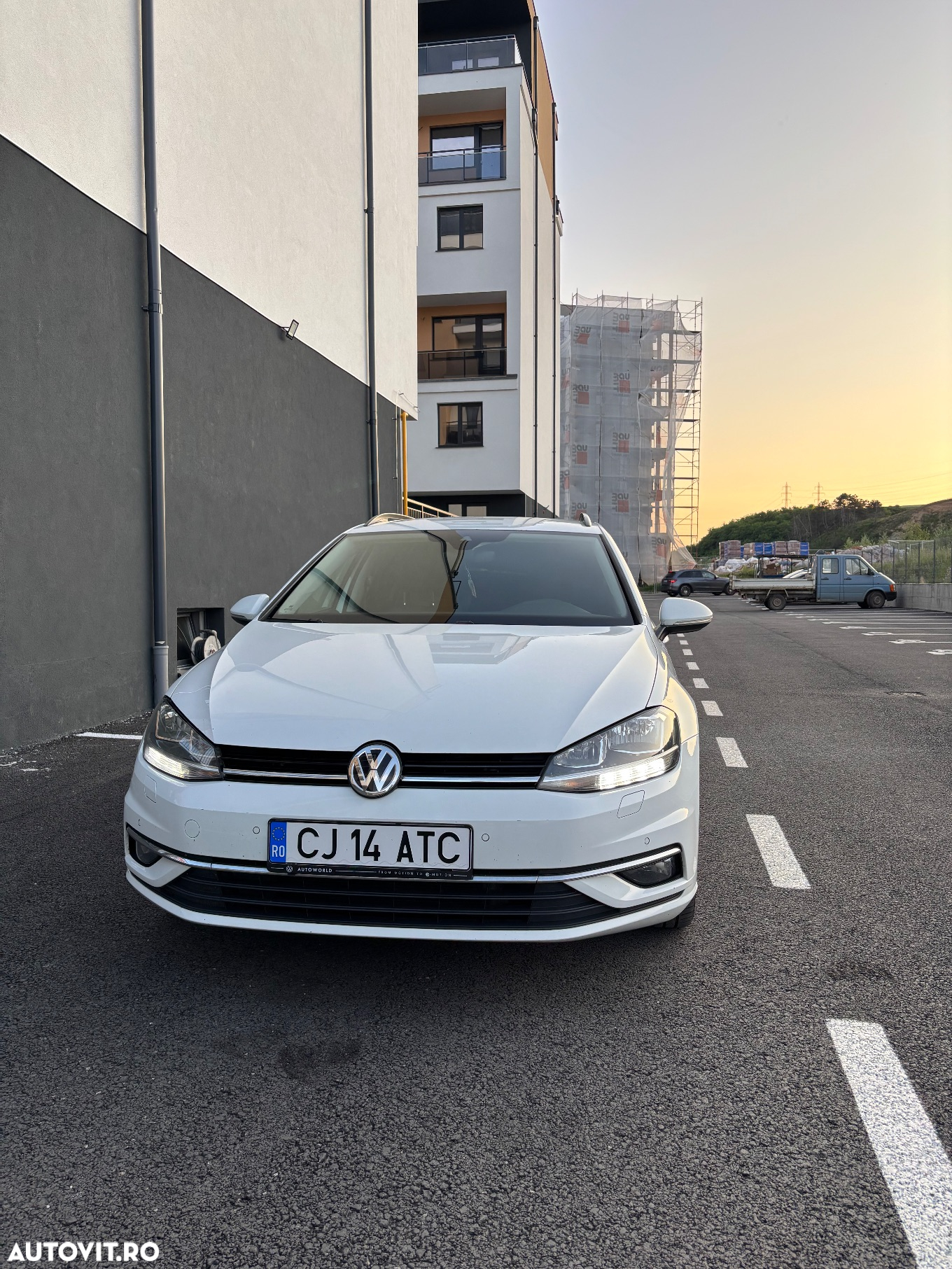 Volkswagen Golf 2.0 TDI DSG Highline - 6