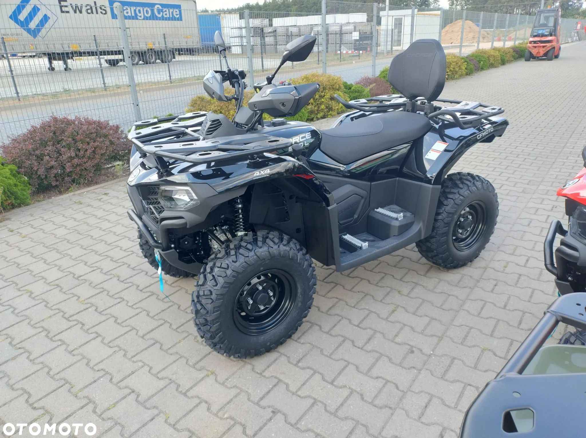 CFMoto CForce - 1