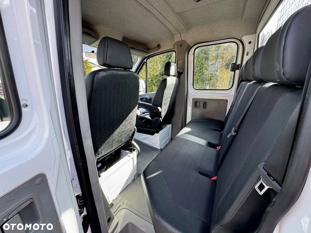 Mercedes-Benz Sprinter - 27