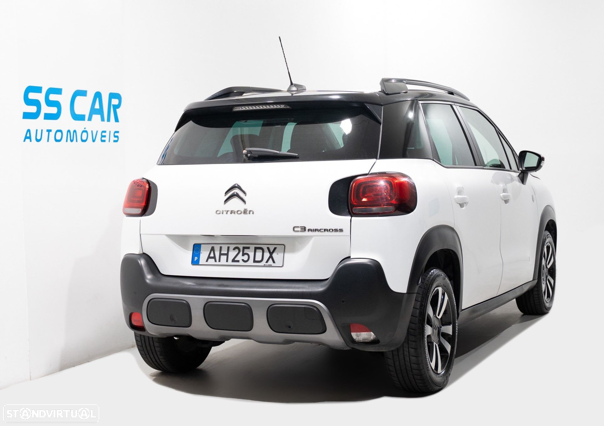 Citroën C3 Aircross 1.2 PureTech C-Series - 3