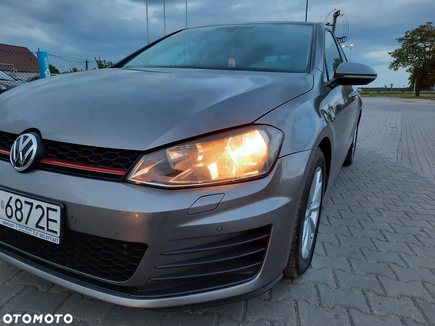 Volkswagen Golf 1.6 TDI BlueMotion Technology Lounge - 12
