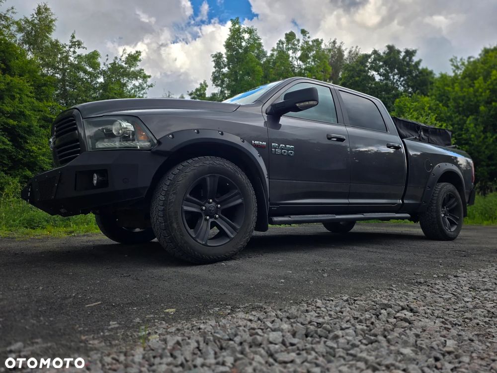 Dodge RAM - 1