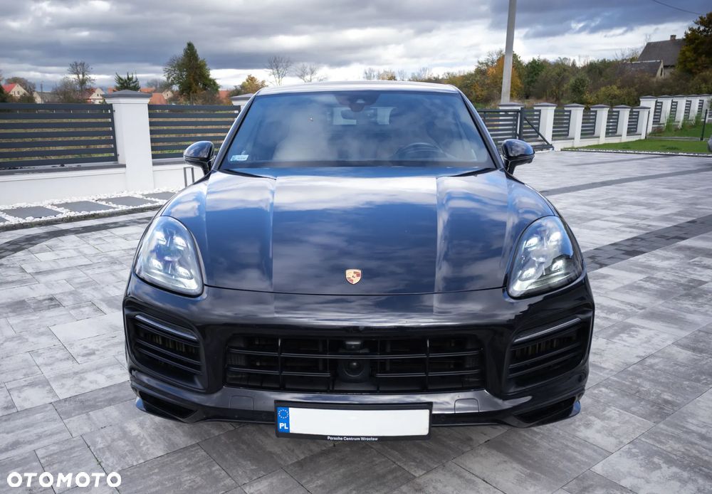 Porsche Cayenne Coupe GTS - 2