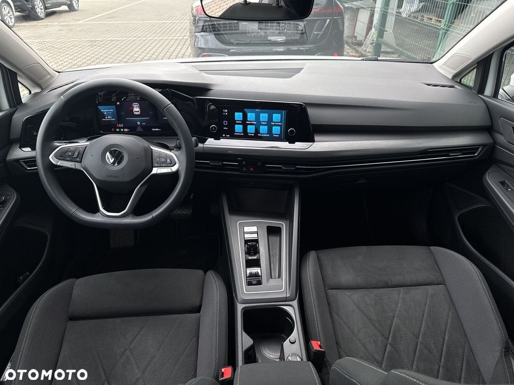 Volkswagen Golf 1.5 eTSI EVO Style DSG - 15