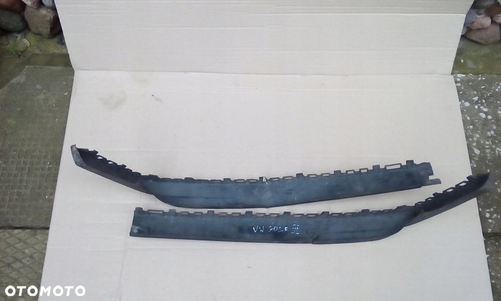 VW GOLF 3 LISTWA PRZEDNIEGO ZDERZAKA HOKEJ KPL ORG - 5