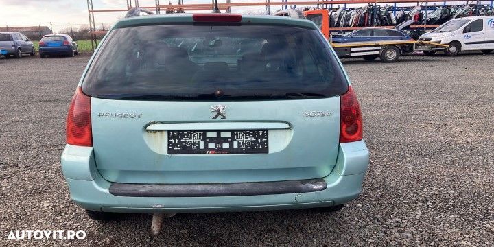 Panou sigurante si relee 9650218180 BSI Peugeot 307 1 [2001 - 2005] w - 10