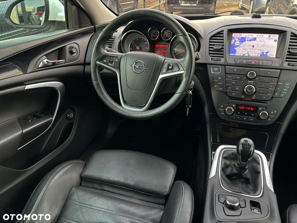 Opel Insignia 2.0 CDTI Cosmo - 24