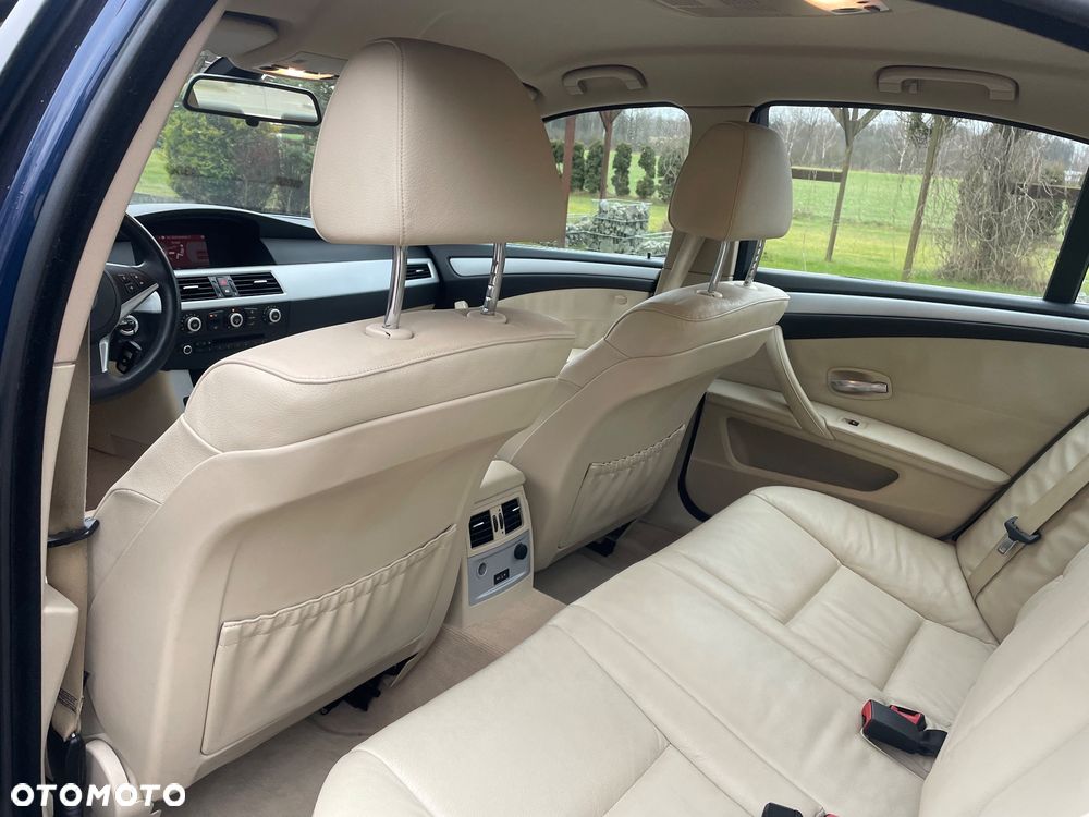 BMW Seria 5 530d Edition Exclusive - 17