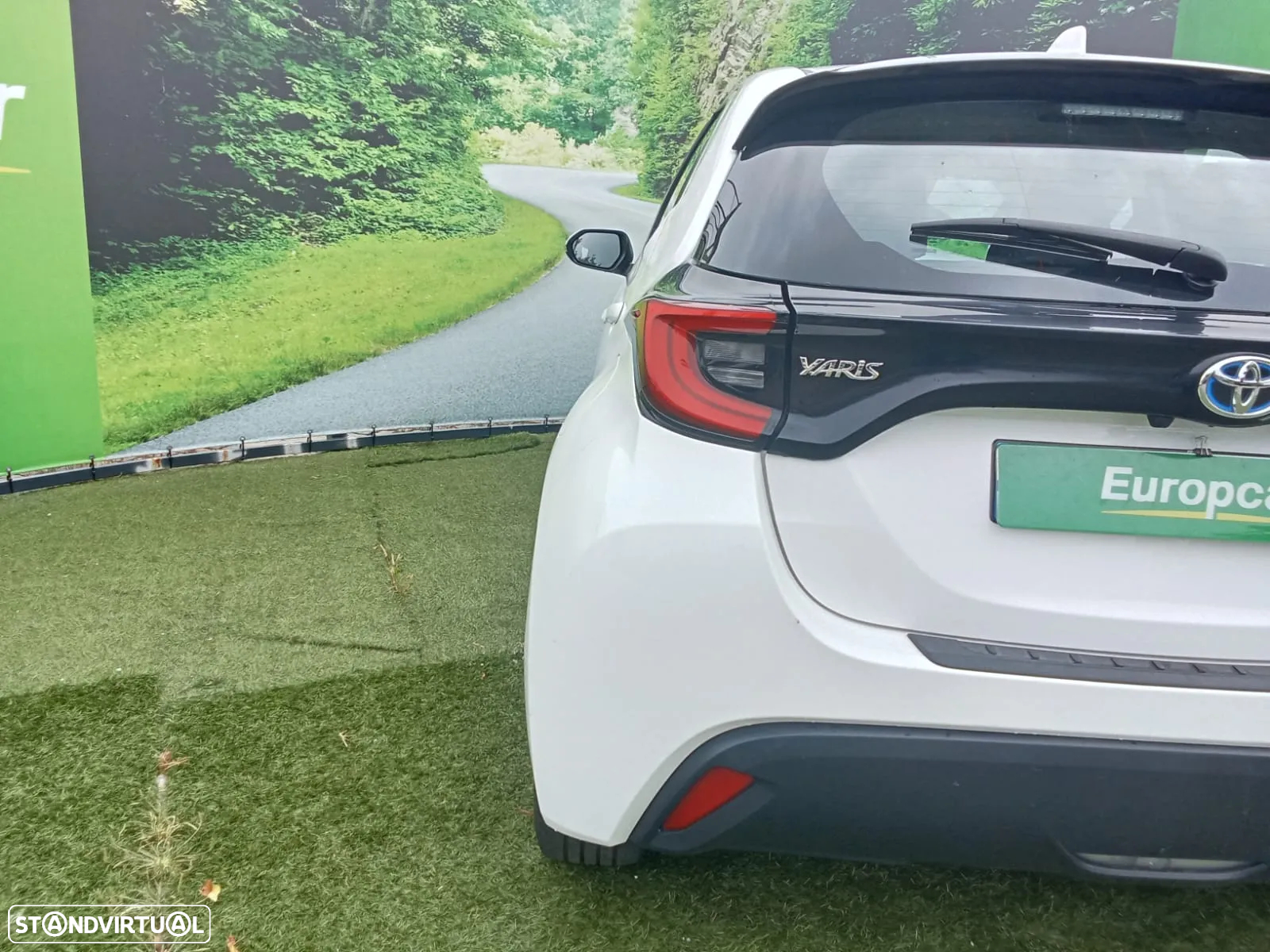 Toyota Yaris 1.5 HDF Comfort - 8