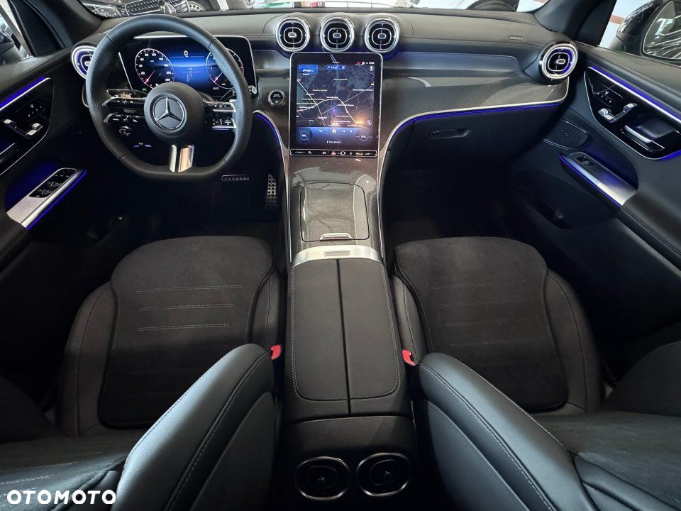 Mercedes-Benz GLC - 7