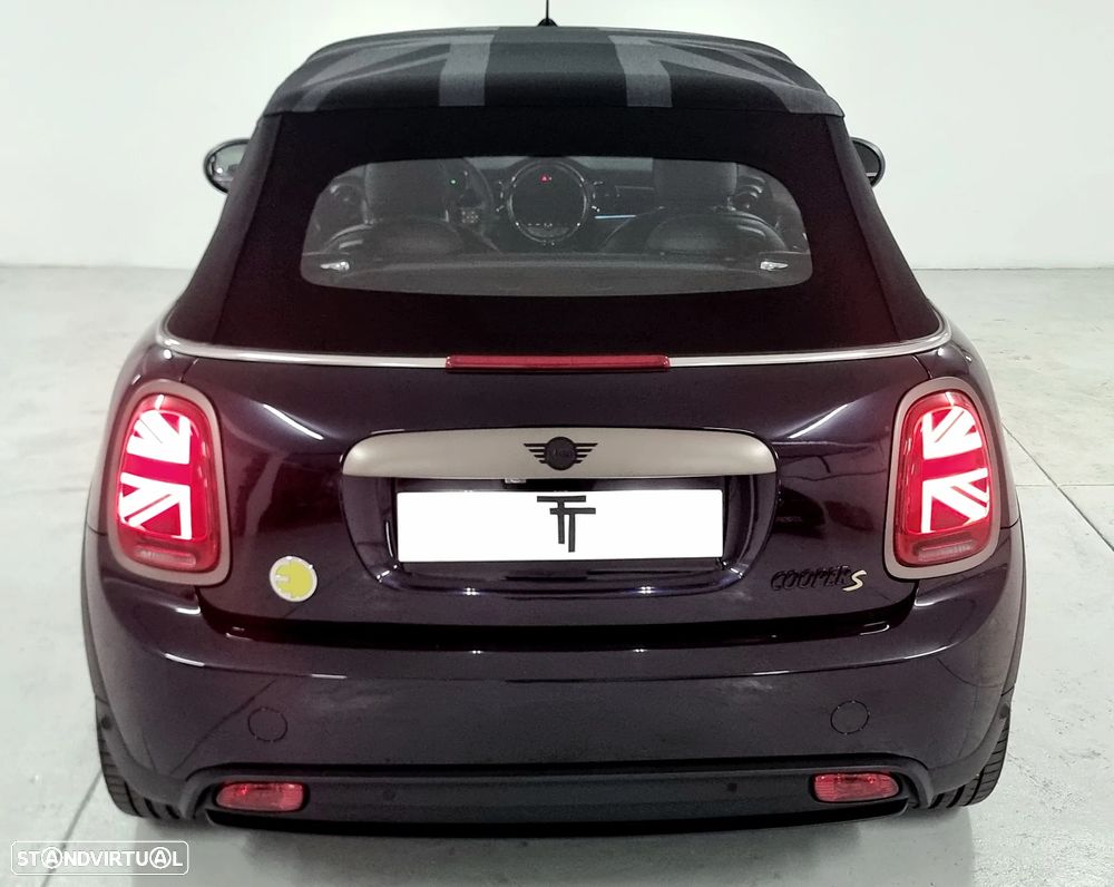 MINI Cabrio Cooper SE - 16