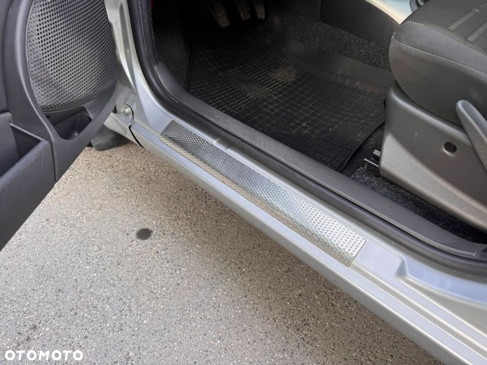 Fiat Punto - 16