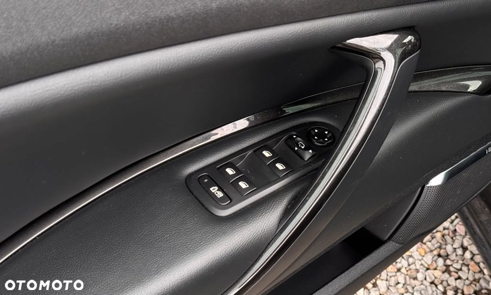 Citroën C5 V6 HDi 240 Biturbo FAP Exclusive - 16