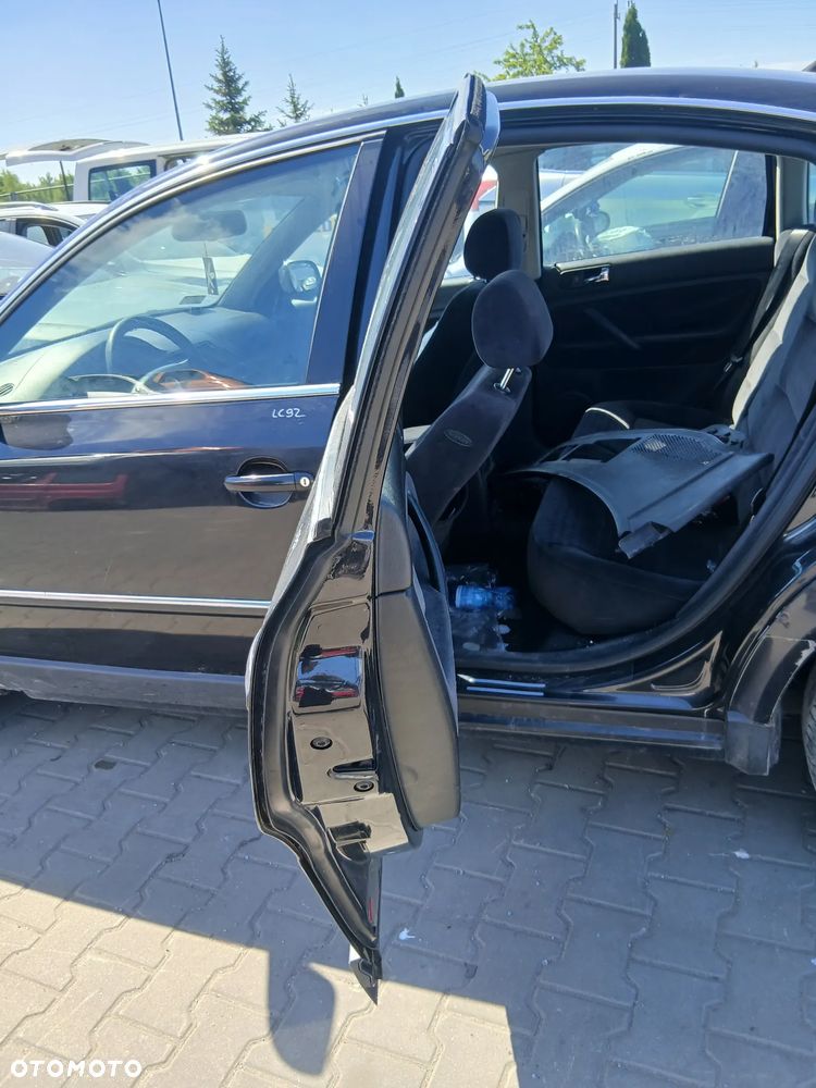 Volkswagen Passat B5 Lift Drzwi Tył Tylne Lewe Kolor LC9Z - 4