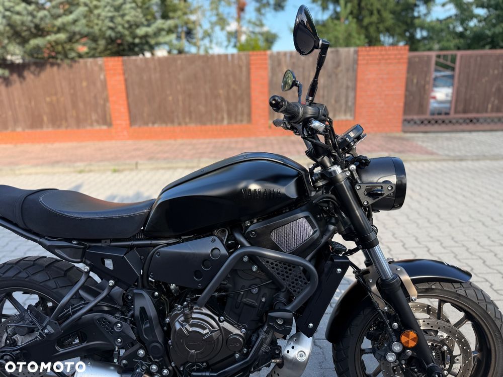 Yamaha XSR - 8