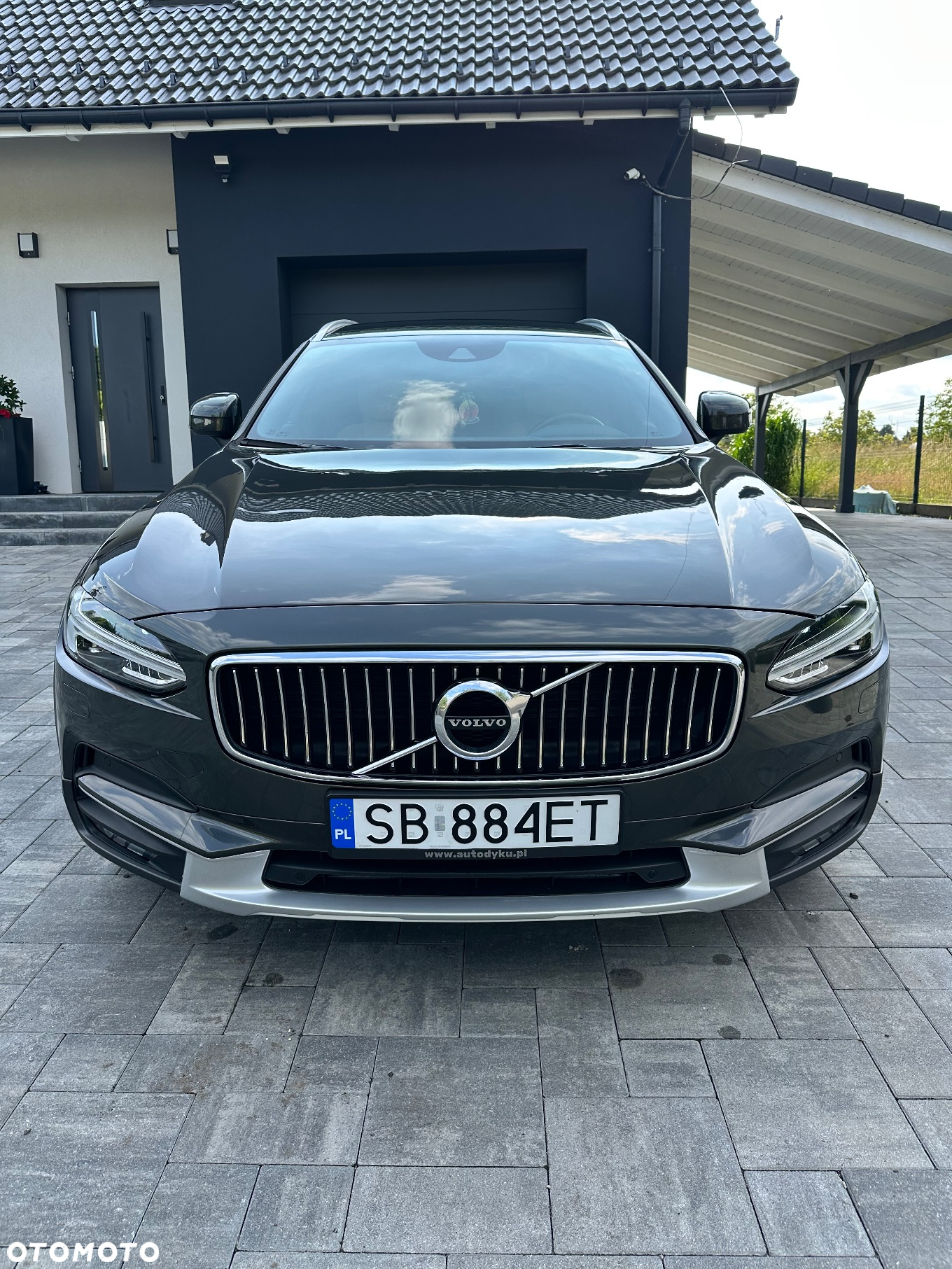 Volvo V90 Cross Country D4 AWD - 11