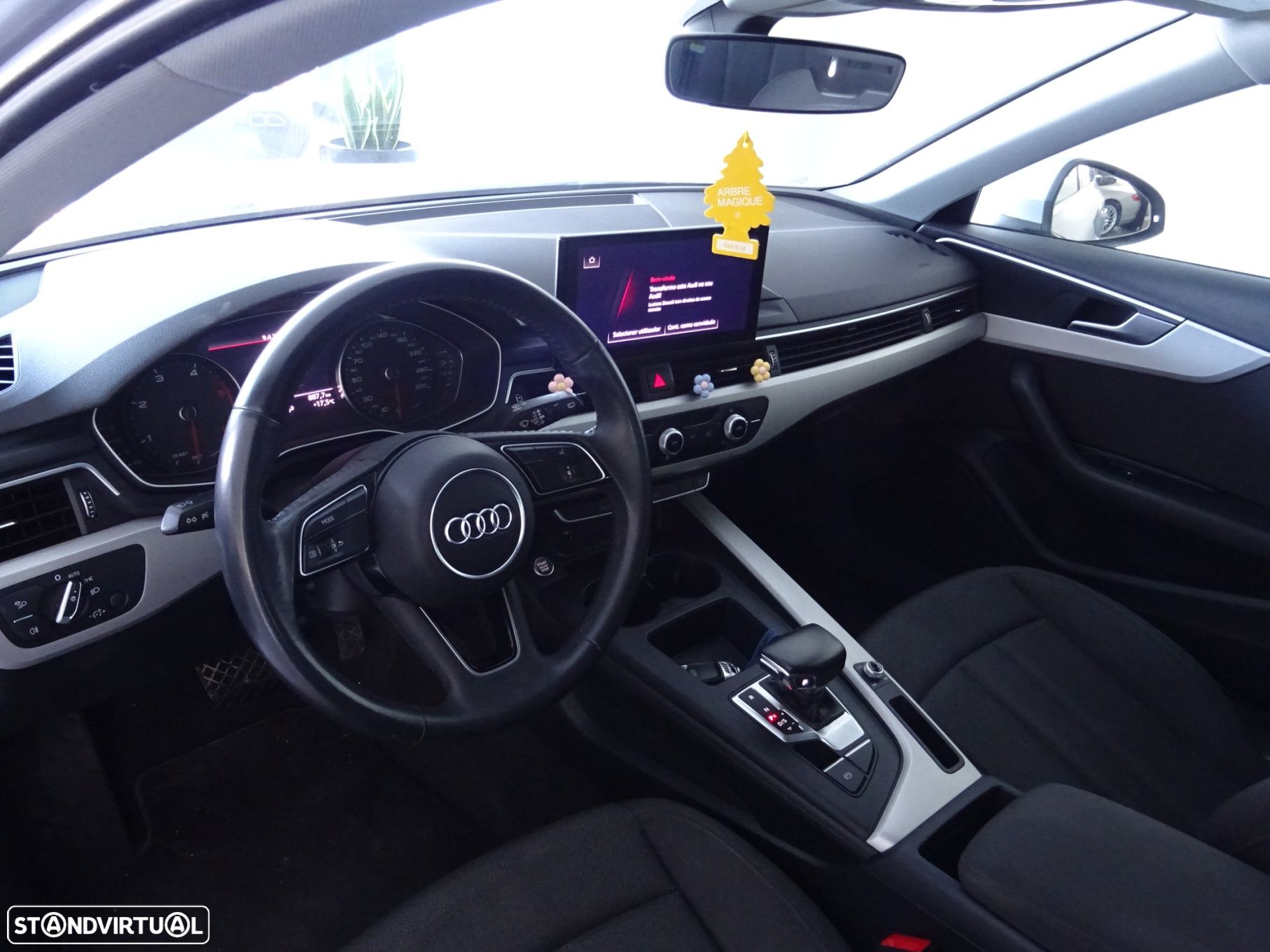 Audi A4 Avant 35 TDI S tronic - 9