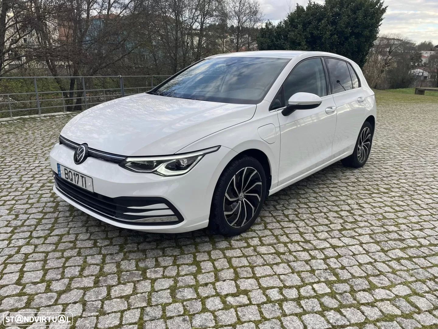 VW Golf 1.4 TSI e-Hybrid DSG - 1