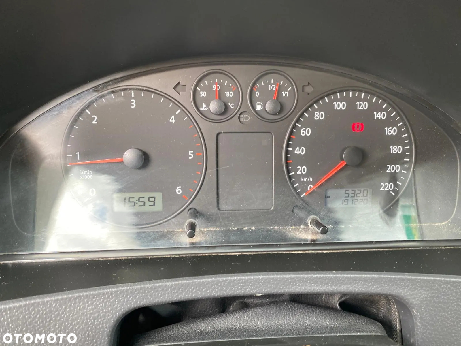 Volkswagen Caravelle - 18