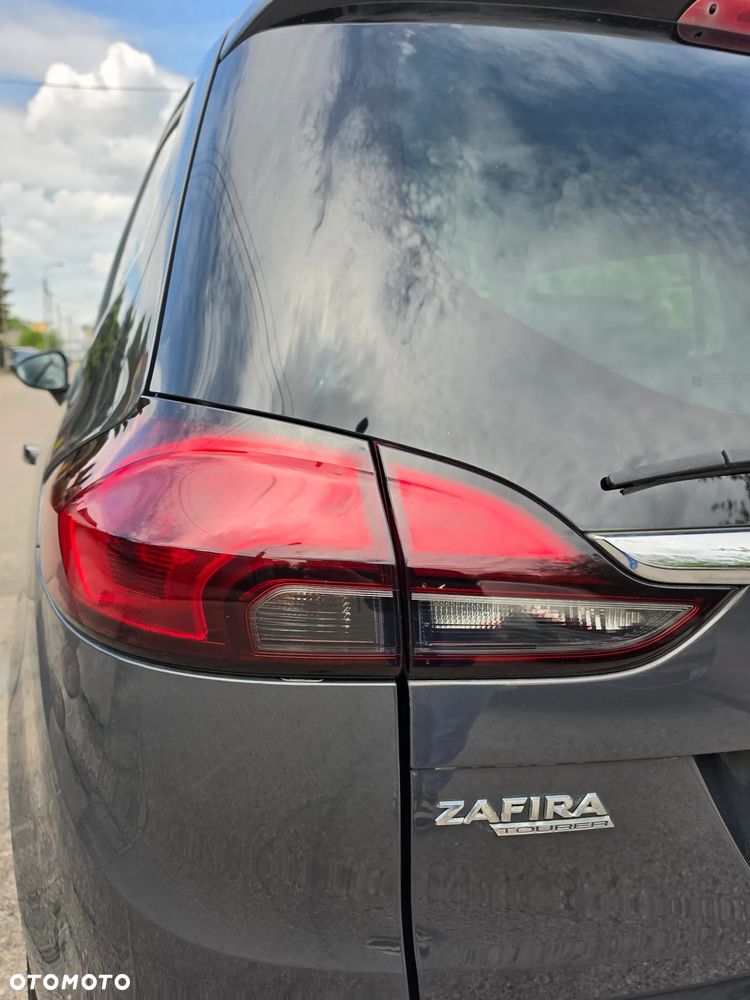Opel Zafira 1.6 T SIDI Cosmo S&S - 15