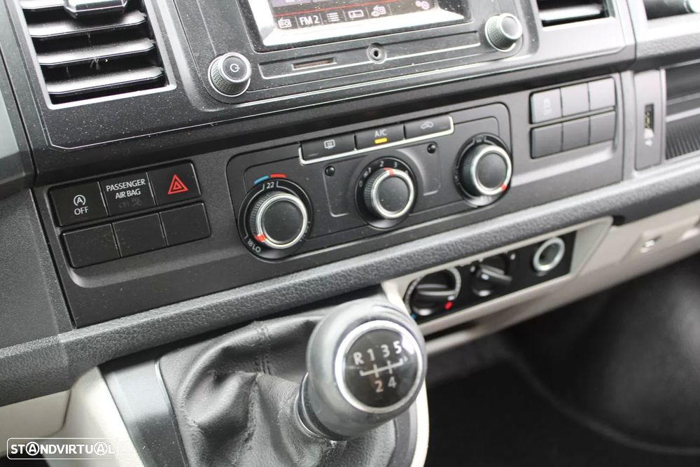 VW Transporter 2.0 TDI TC Extra AC - 23