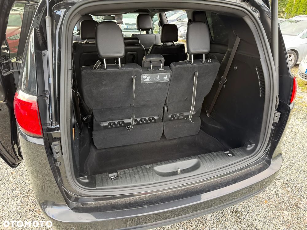 Chrysler Pacifica - 41