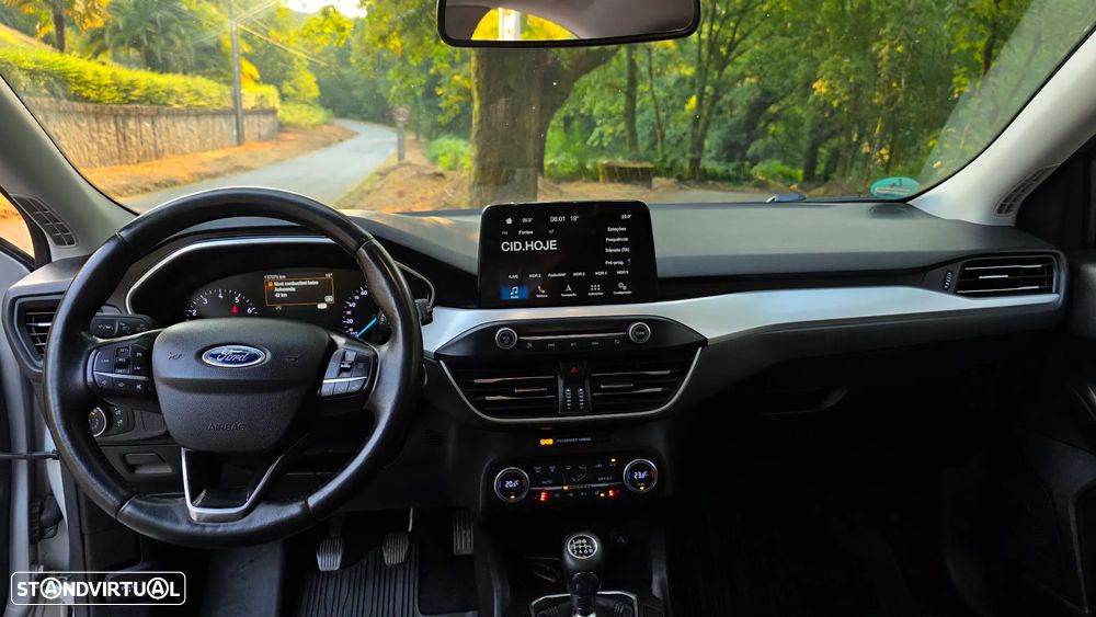 Ford Focus 1.0 EcoBoost Hybrid TITANIUM DESIGN - 28