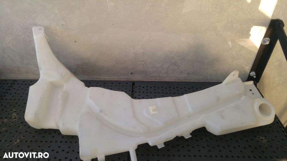 Vas lichid parbriz ford c max 3m5113k163 - 3