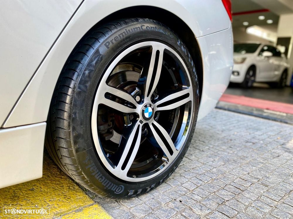 BMW 320 d ED Line Sport - 13