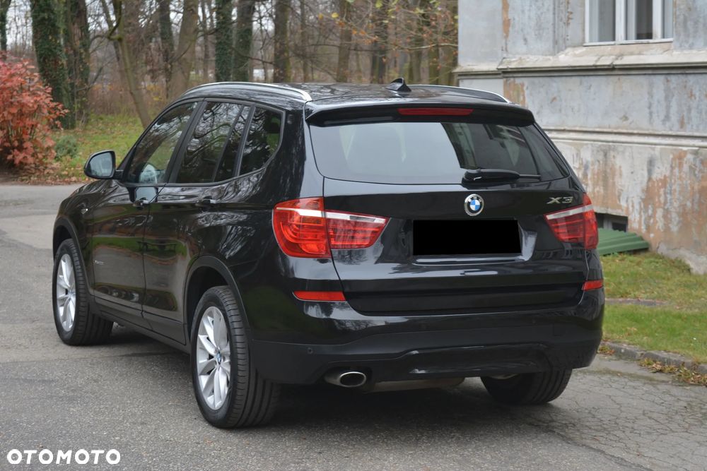 BMW X3 xDrive20d Advantage - 4