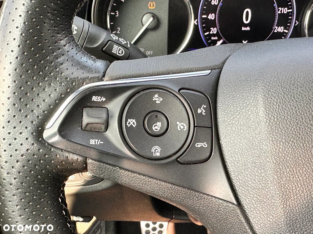 Opel Insignia 1.6 CDTI Innovation S&S Eco - 17