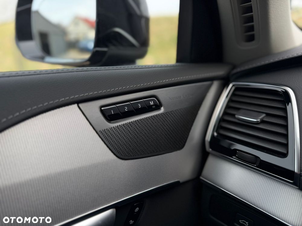Volvo XC 90 B5 B AWD Plus Bright - 25