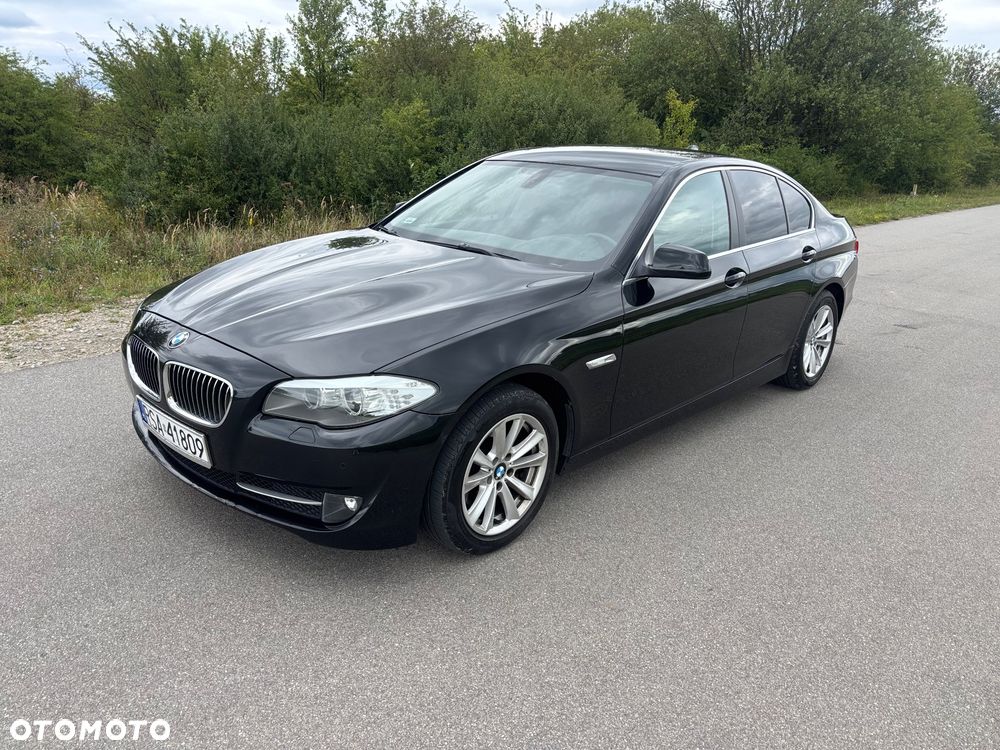BMW Seria 5 520i - 1